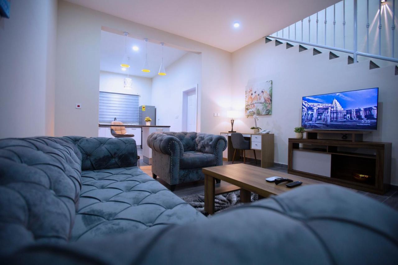 אקרה Maple Homes מראה חיצוני תמונה