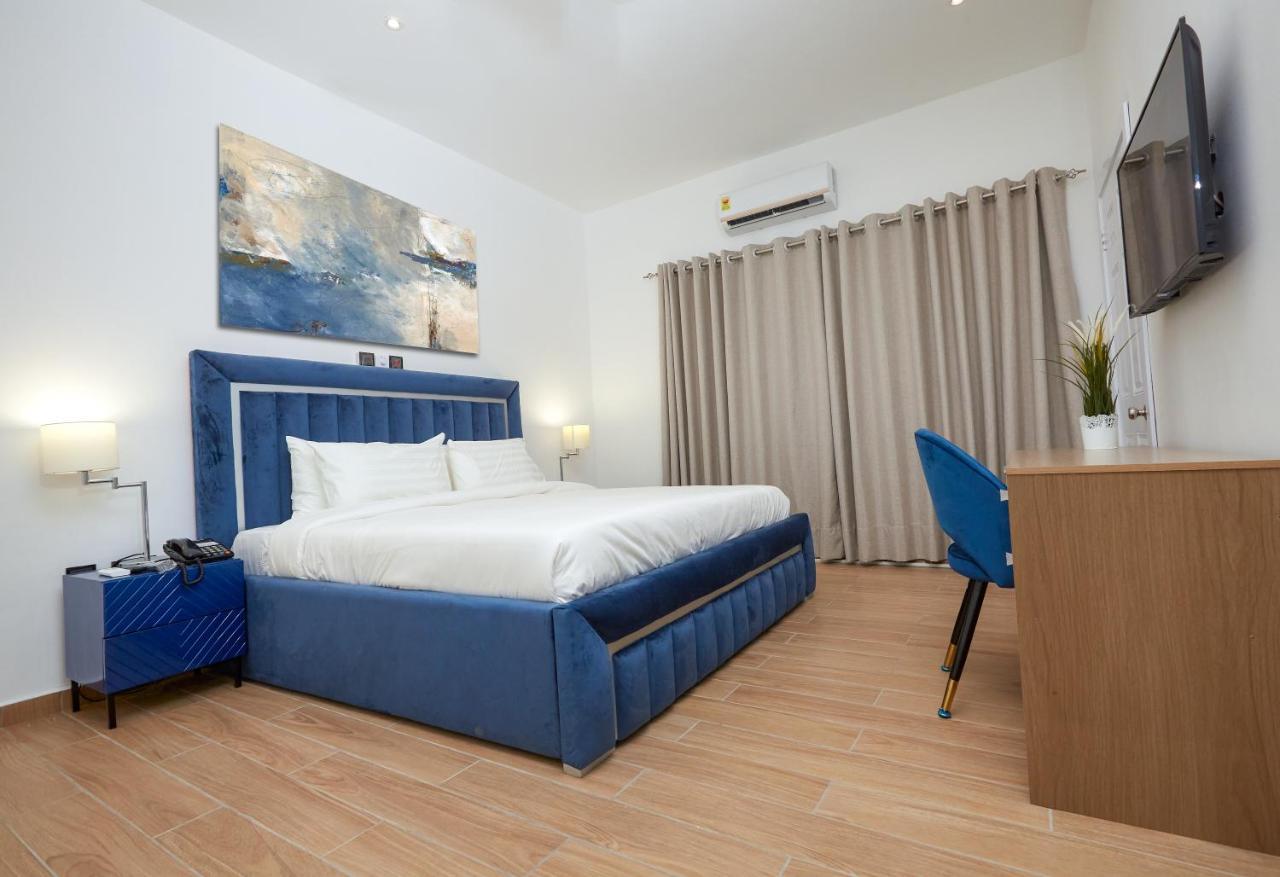 אקרה Maple Homes מראה חיצוני תמונה